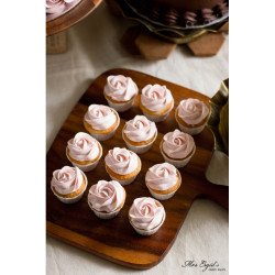 Magnolia Vanilla Cupcake