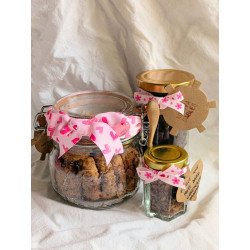 Nourish & Nuzzle Gift Set